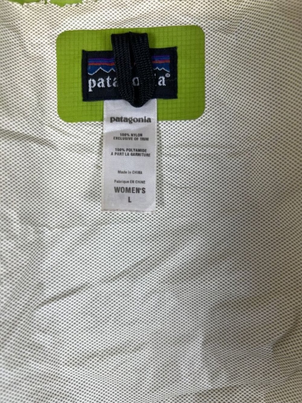 Patagonia Women L Torrentshell Waterproof Rain Jacket Lime Green Hooded H2No - Picture 3 of 9